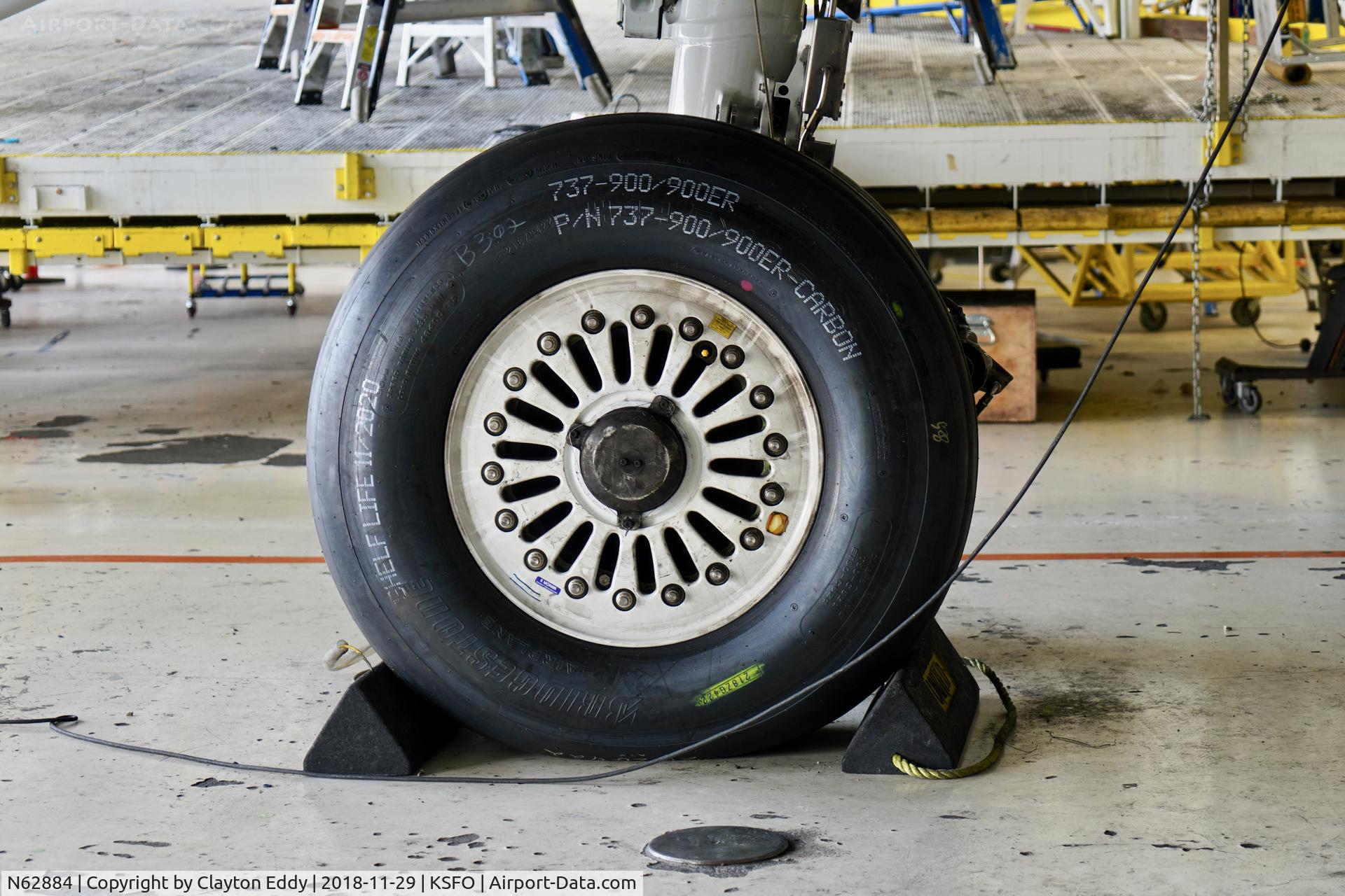 N62884, 2015 Boeing 737-924/ER C/N 42203, SFO 2018.