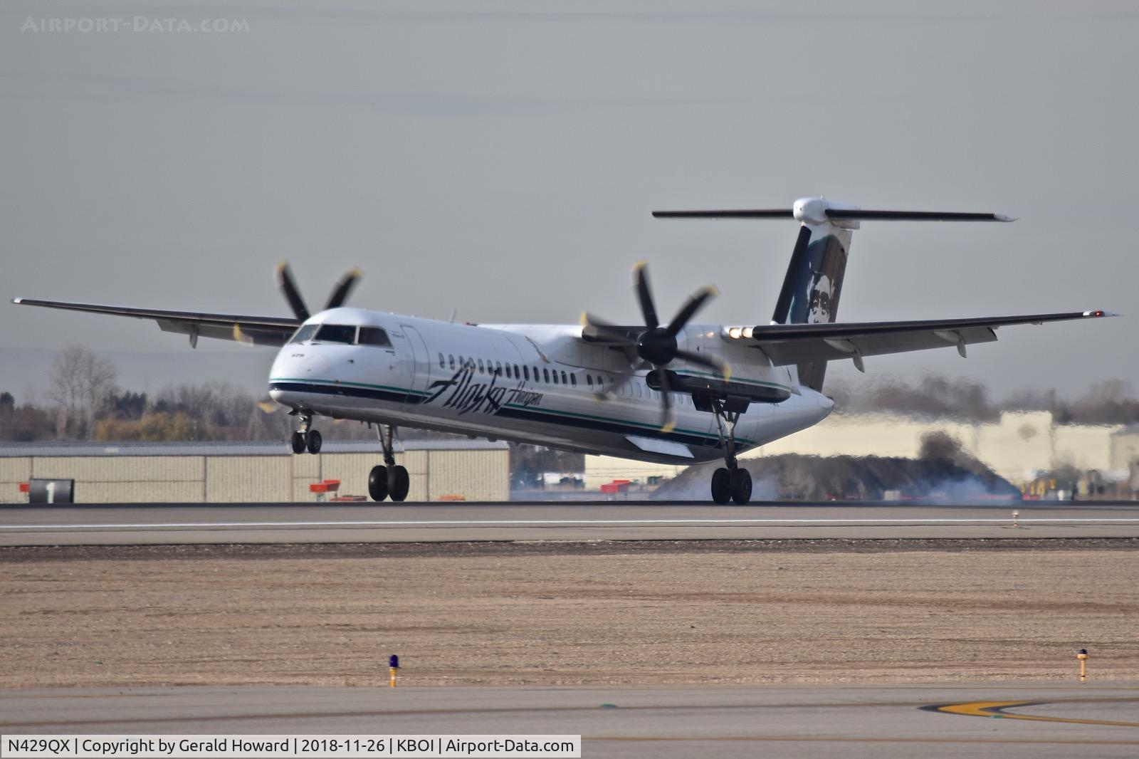 N429QX, 2007 De Havilland Canada DHC-8-402 Dash 8 C/N 4161, Landing RWY 10L.