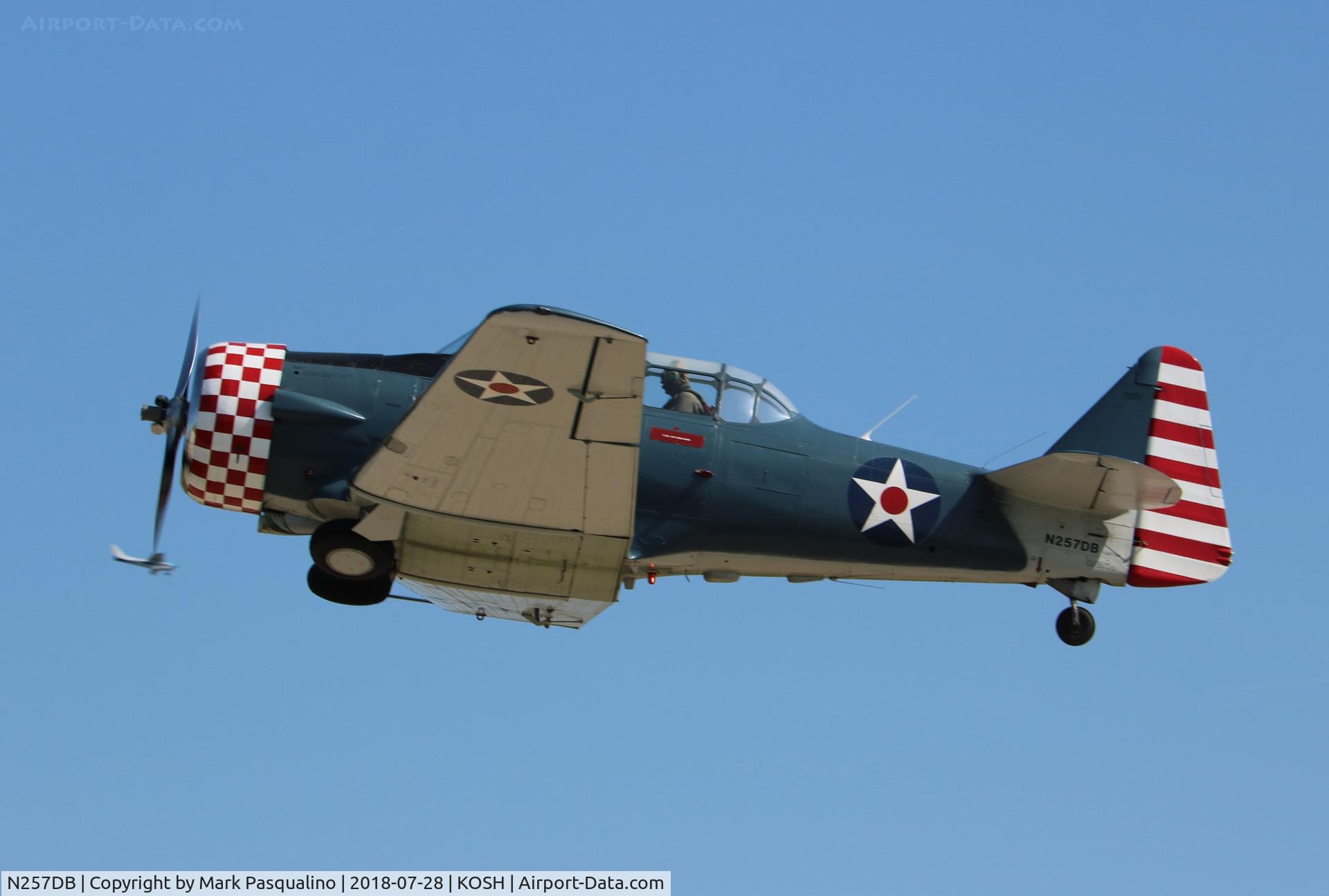 N257DB, 1952 North American T-6G Texan C/N 182-600, North American T-6G