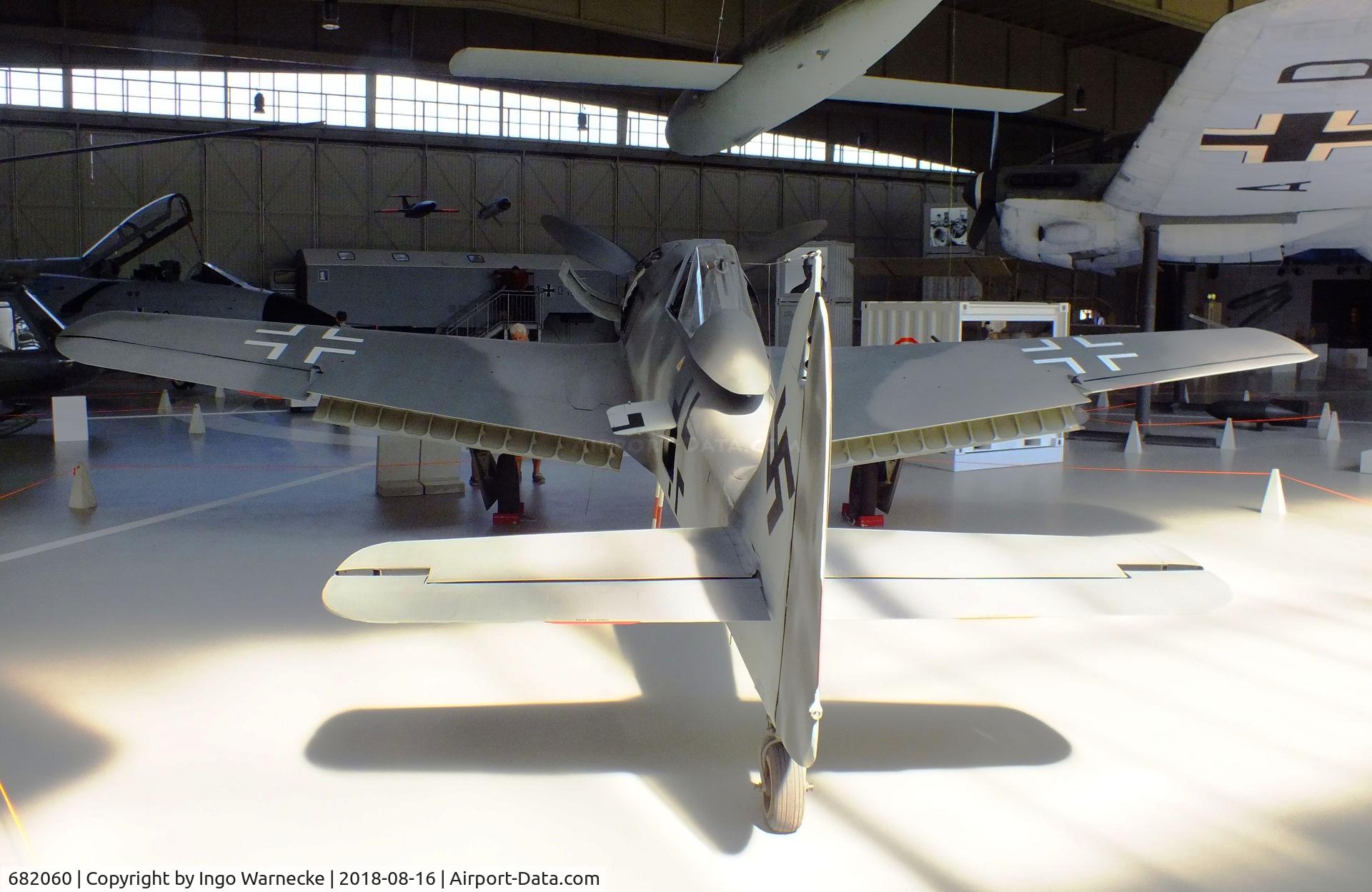 682060, Focke-Wulf Fw-190A-8 C/N 682060, Focke-Wulf Fw 190A-8 (rebuilt mainly with parts of 682060) at the Luftwaffenmuseum (German Air Force museum), Berlin-Gatow