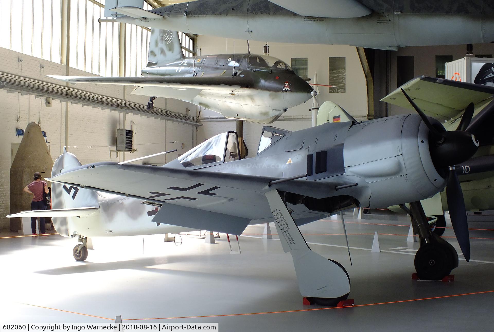 682060, Focke-Wulf Fw-190A-8 C/N 682060, Focke-Wulf Fw 190A-8 (rebuilt mainly with parts of 682060) at the Luftwaffenmuseum (German Air Force museum), Berlin-Gatow