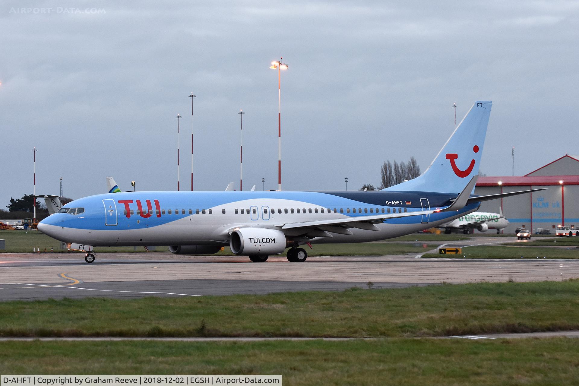 D-AHFT, 2000 Boeing 737-8K5 C/N 30413, Departing after a re-spray.