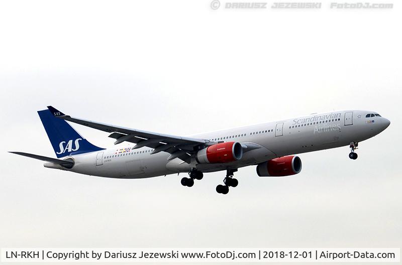 LN-RKH, 2002 Airbus A330-343 C/N 497, Airbus A330-343 - Scandinavian Airlines - SAS  C/N 497, LN-RKH