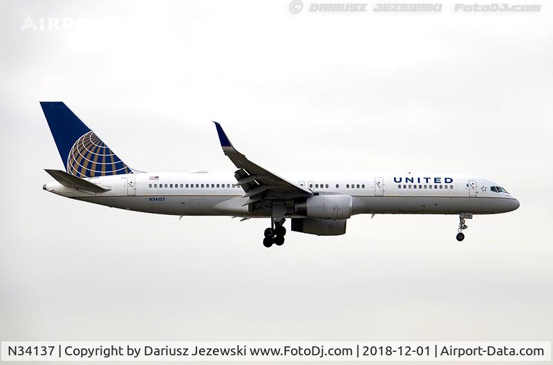 N34137, 1999 Boeing 757-224 C/N 30229, Boeing 757-224 - United Airlines  C/N 30229, N34137