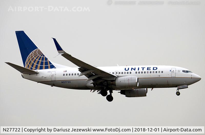 N27722, 1999 Boeing 737-724 C/N 28789, Boeing 737-724 - United Airlines  C/N 28789, N27722