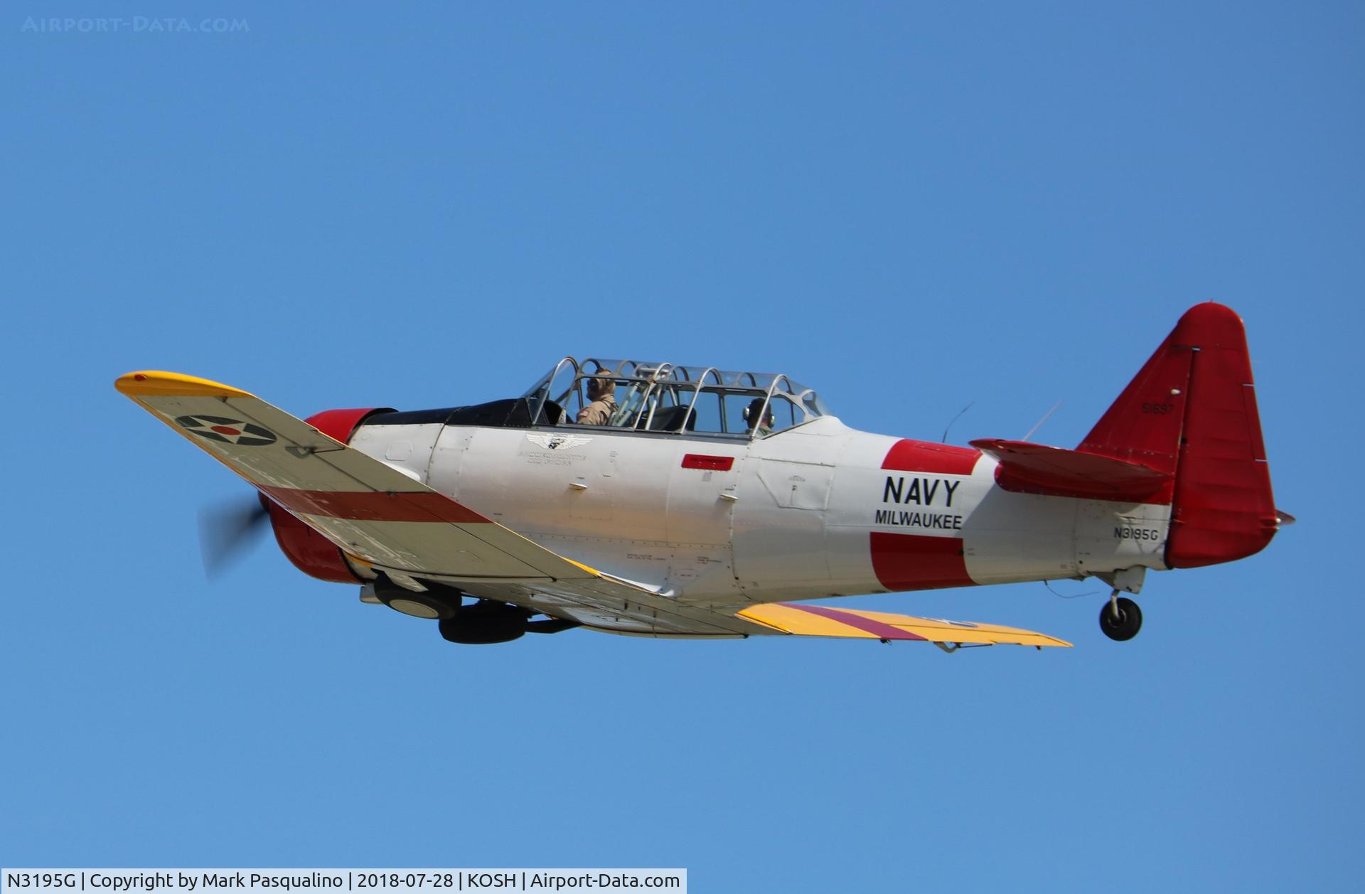 N3195G, North American SNJ-5 Texan Texan C/N 51697, North American SNJ-5