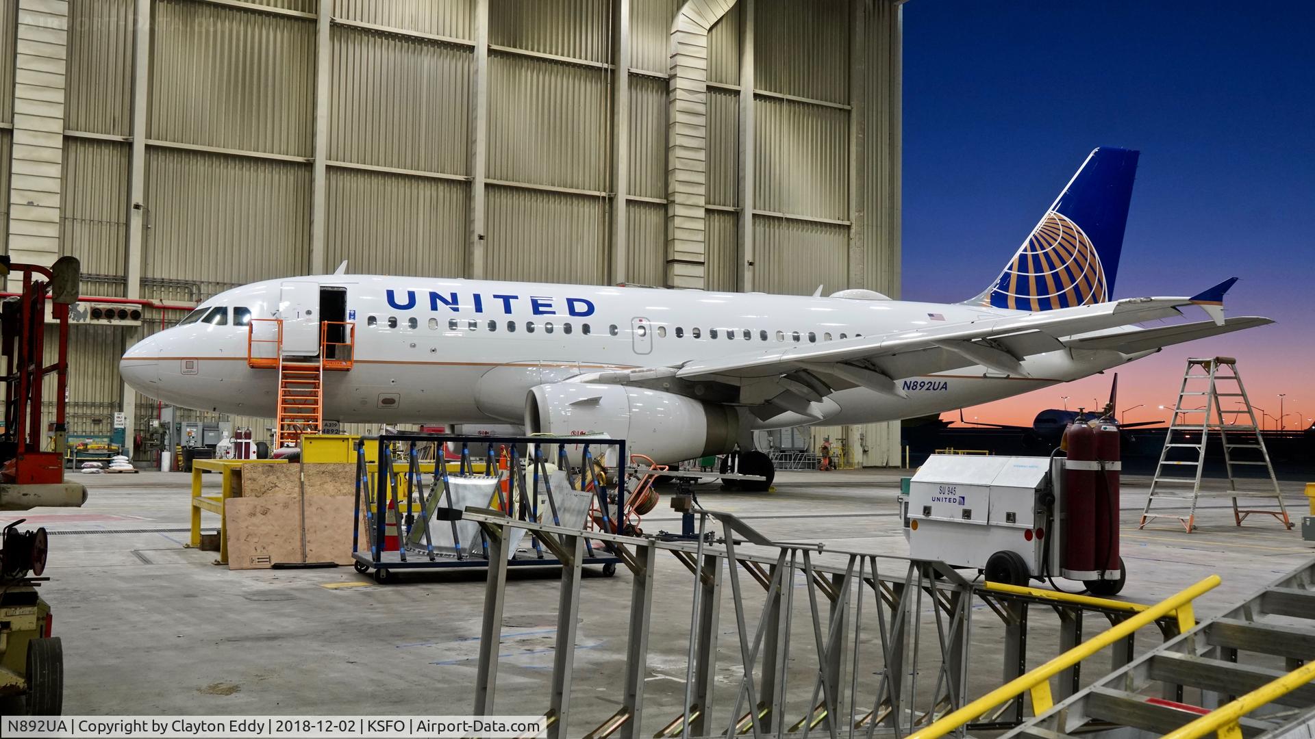 N892UA, 2006 Airbus A319-132 C/N 2940, SFO 2018.