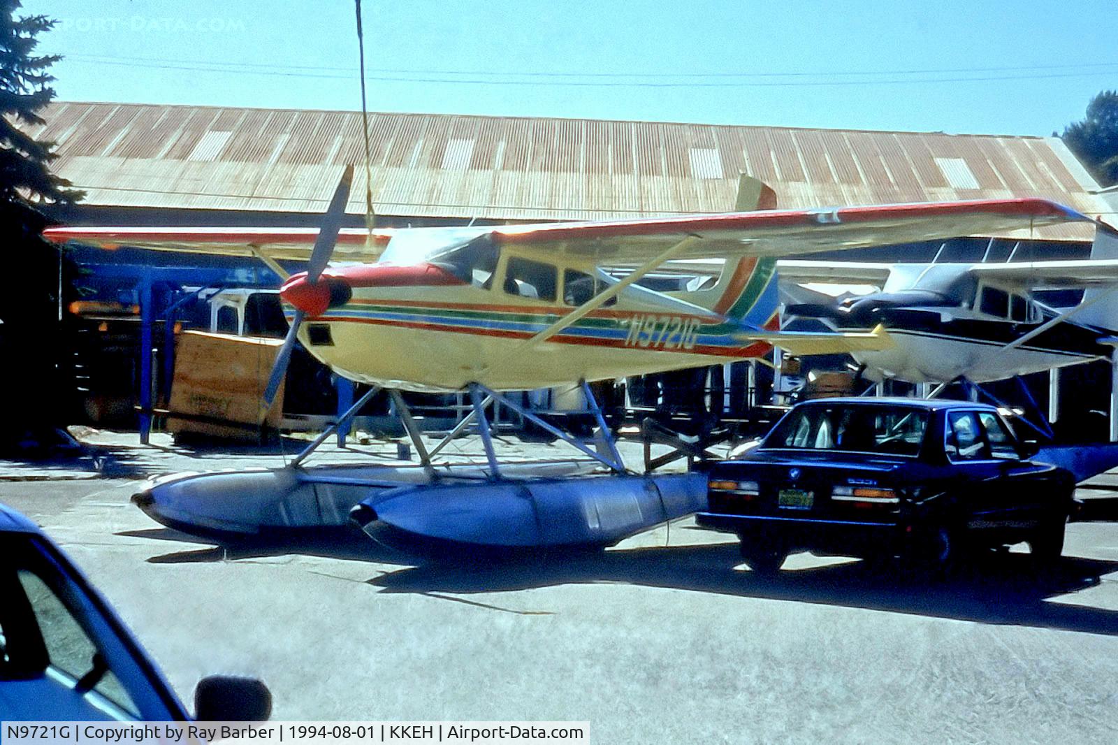 N9721G, 1971 Cessna 180H Skywagon C/N 18052221, N9721G   Cessna 180H Skywagon 180 [180-52221] Kenmore Air Harbor~N 01/08/1994