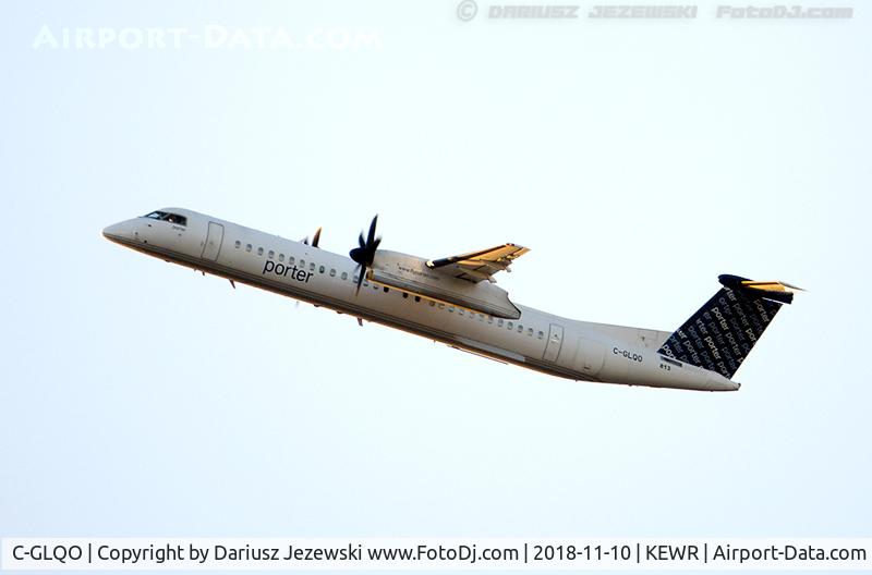 C-GLQO, 2009 De Havilland Canada DHC-8-402Q Dash 8 C/N 4270, Bombardier DHC-8-402 Q400 - Porter Airlines  C/N 4270, C-GLQO