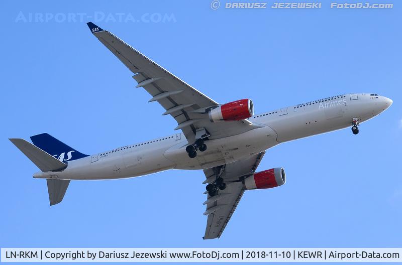 LN-RKM, 2002 Airbus A330-343X C/N 496, Airbus A330-343 - Scandinavian Airlines - SAS  C/N 496, LN-RKM