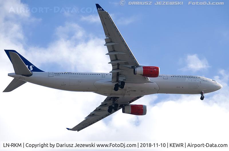 LN-RKM, 2002 Airbus A330-343X C/N 496, Airbus A330-343 - Scandinavian Airlines - SAS  C/N 496, LN-RKM
