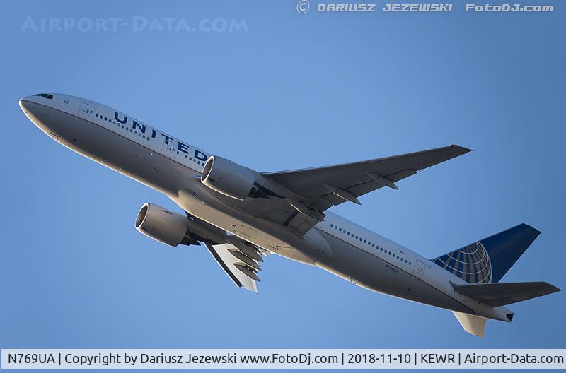 N769UA, 1995 Boeing 777-222 C/N 26921, Boeing 777-222 - United Airlines  C/N 26921, N769UA