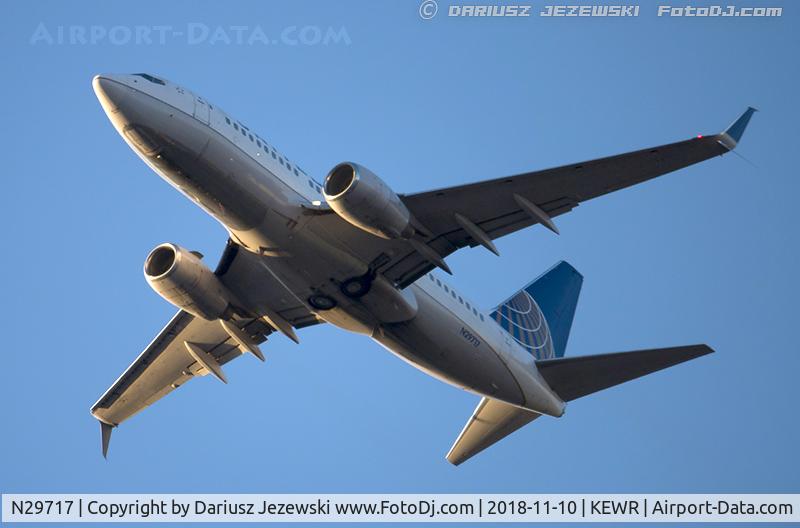N29717, 1999 Boeing 737-724 C/N 28936, Boeing 737-724 - United Airlines  C/N 28936, N29717