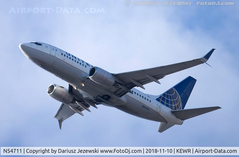 N54711, 1998 Boeing 737-724 C/N 28782, Boeing 737-724 - United Airlines  C/N 28782, N54711