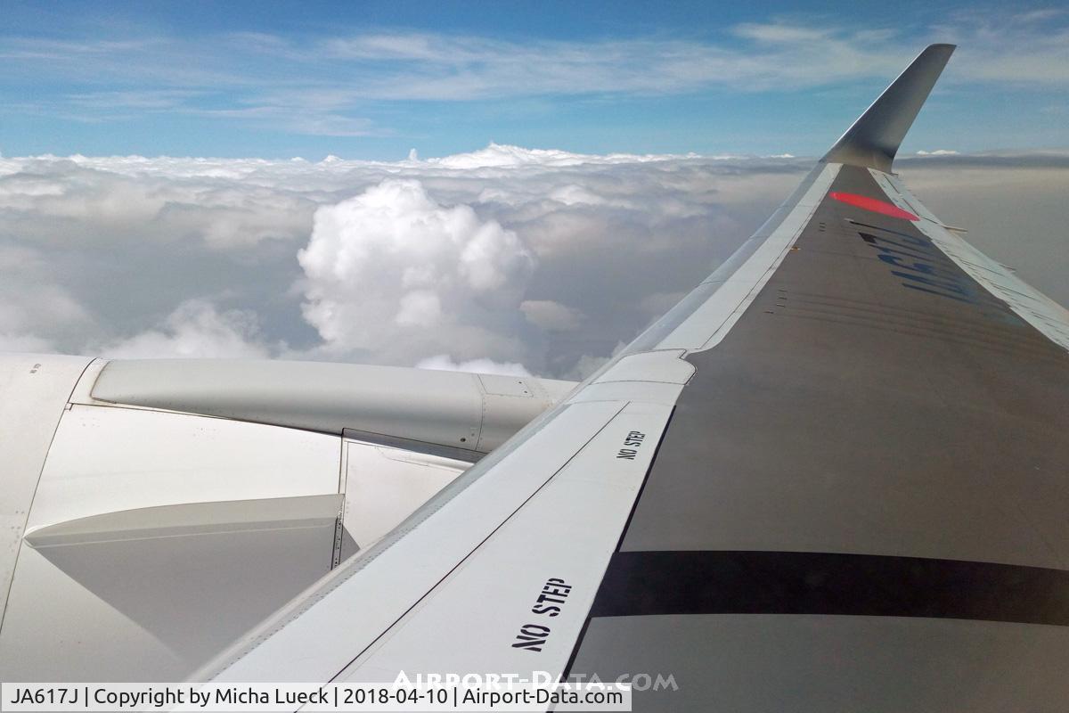 JA617J, 2007 Boeing 767-346/ER C/N 35814, MNL-NRT