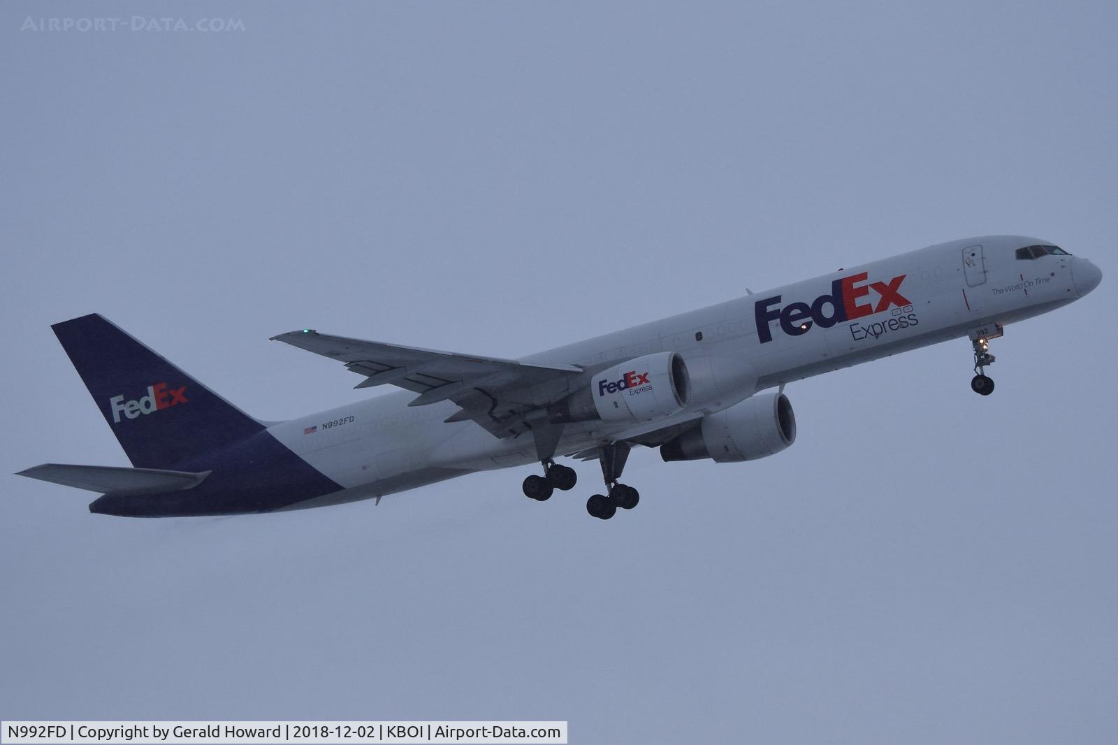 N992FD, 1986 Boeing 757-232(F) C/N 22912, Departing RWY 28R.