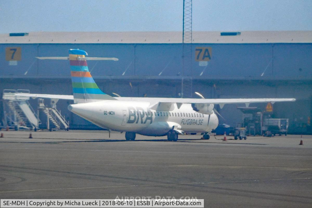 SE-MDH, 2010 ATR 72-212A C/N 917, At Bromma