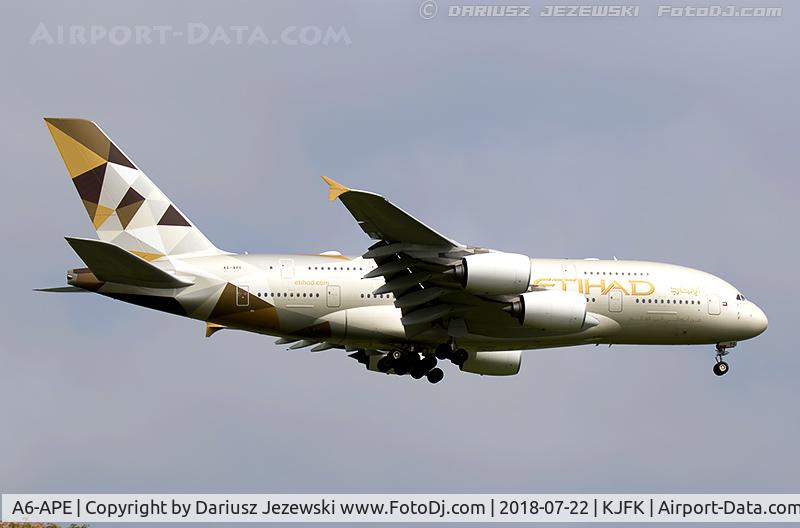 A6-APE, 2015 Airbus A380-861 C/N 191, Airbus A380-861 - Etihad Airways  C/N 191, A6-APE