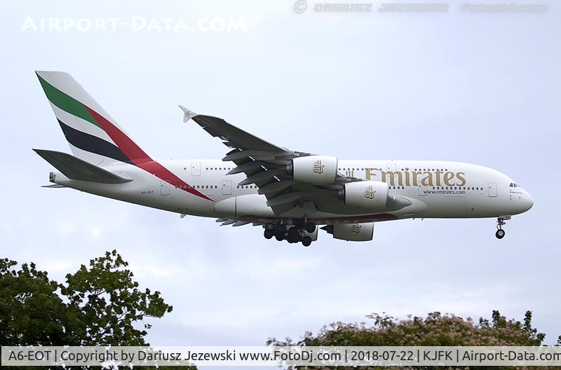 A6-EOT, 2015 Airbus A380-861 C/N 204, Airbus A380-861 - Emirates  C/N 204, A6-EOT
