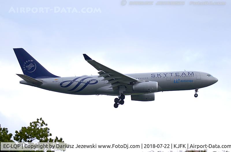 EC-LQP, 2003 Airbus A330-243 C/N 526, Airbus A330-243 - Air Europa  C/N 526, EC-LQP