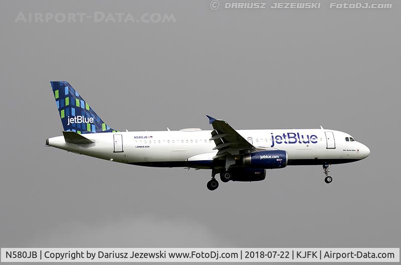 N580JB, 2003 Airbus A320-232 C/N 2136, Airbus A320-232 