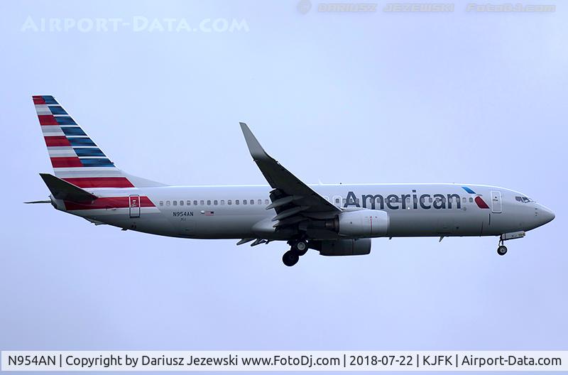 N954AN, 2001 Boeing 737-823 C/N 30089, Boeing 737-823 - American Airlines  C/N 30089, N954AN