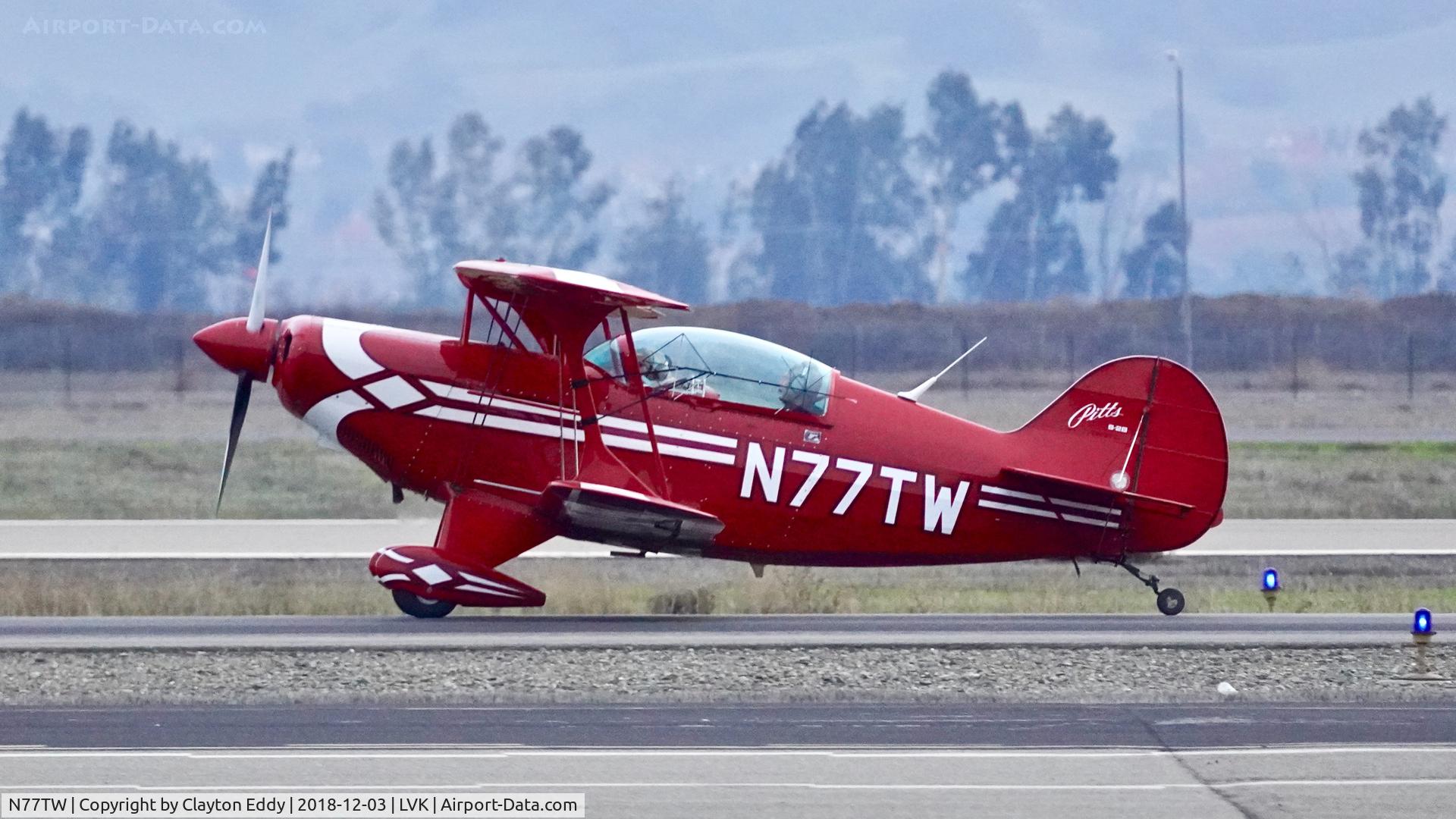 N77TW, 1989 Christen Pitts S-2B Special C/N 5160, Livermore Airport California 2018.