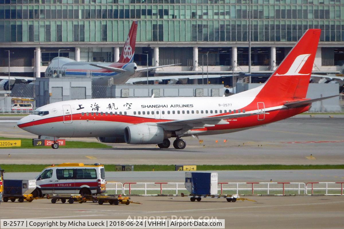 B-2577, 2000 Boeing 737-76D C/N 30168, At Hong Kong