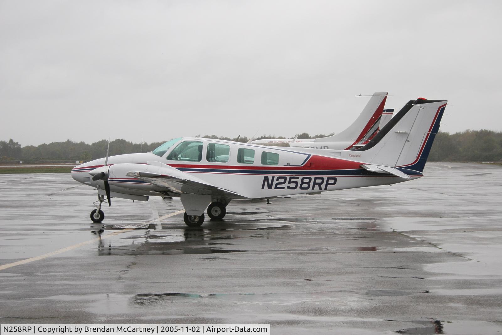 N258RP, 1994 Beech 58 Baron C/N TH-1737, At Blackbushe Airport (EGLK), UK 2 November 2005