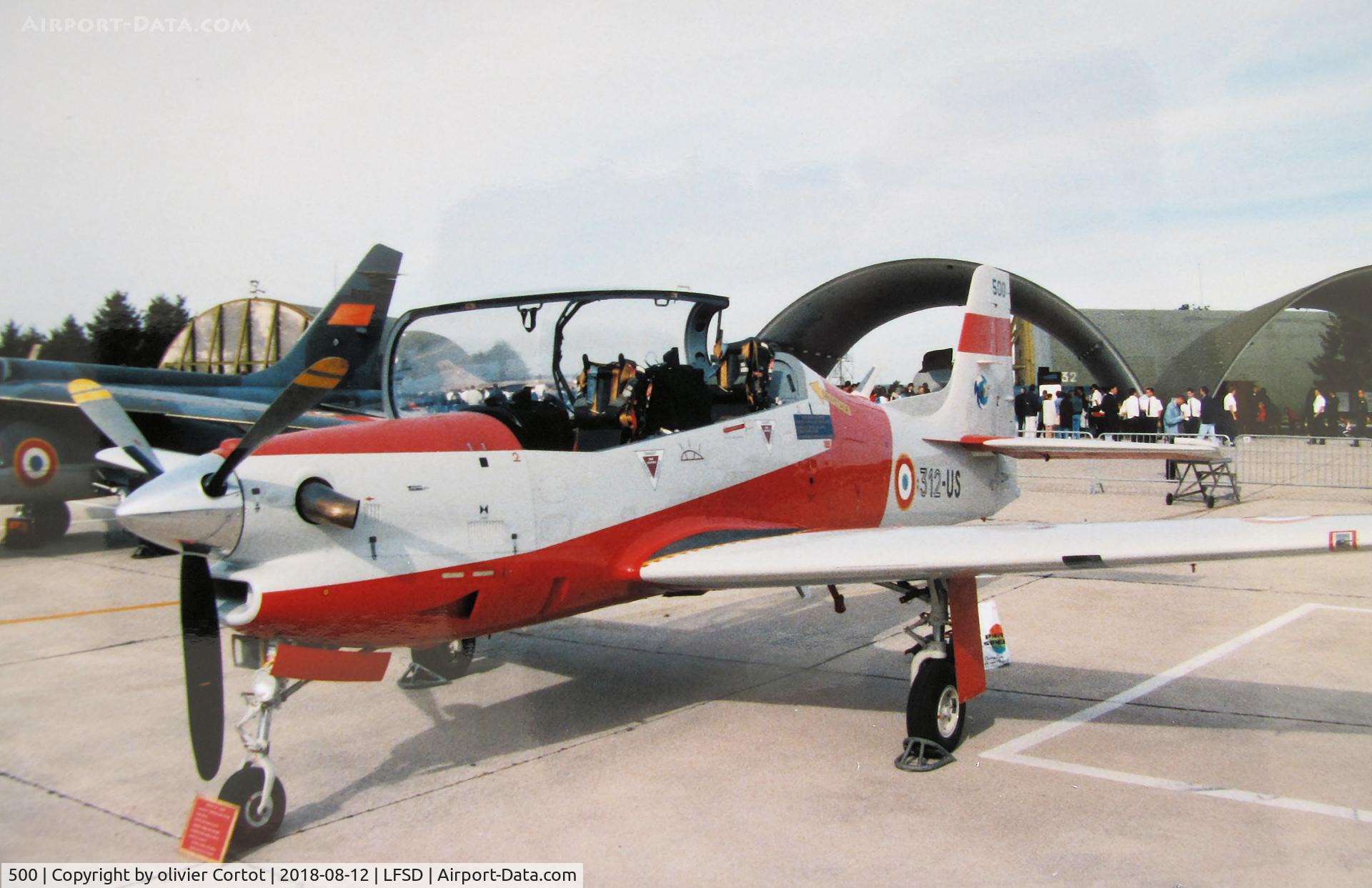 500, Embraer EMB-312F Tucano C/N 312500, Dijon AB open door day, late 90's