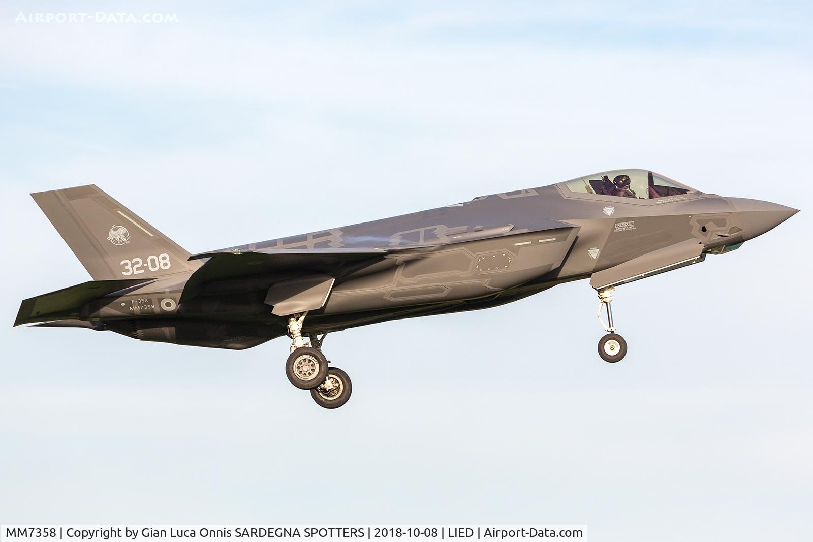 MM7358, Lockheed Martin F-35A Lightning II C/N AL-8, LANDING 17R