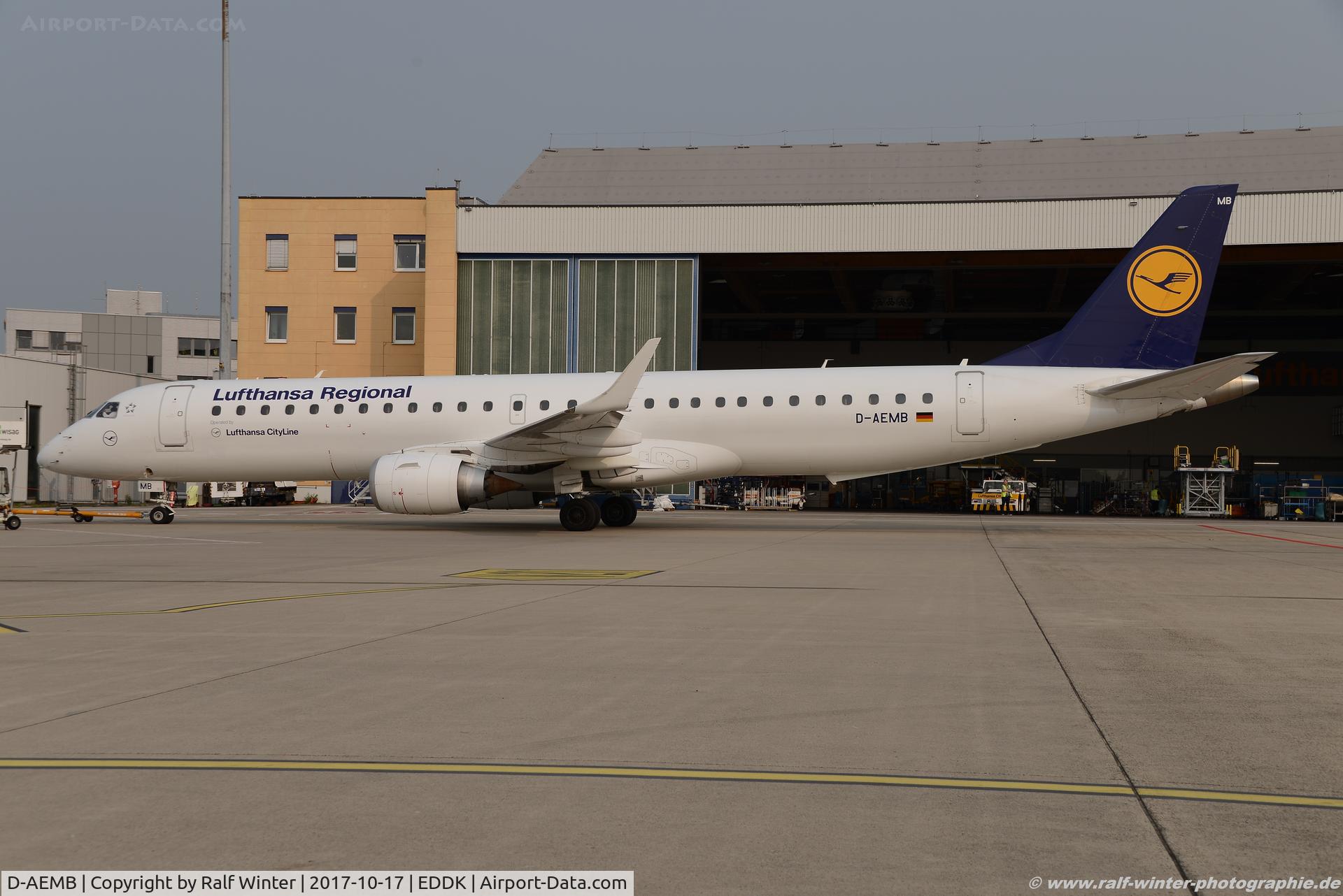 D-AEMB, 2009 Embraer 195LR (ERJ-190-200LR) C/N 19000297, Embraer ERJ-195LR 190-200LR - CL CLH Lufthansa Cityline - 19000297 - D-AEMB - 17.10.2017 - CGN