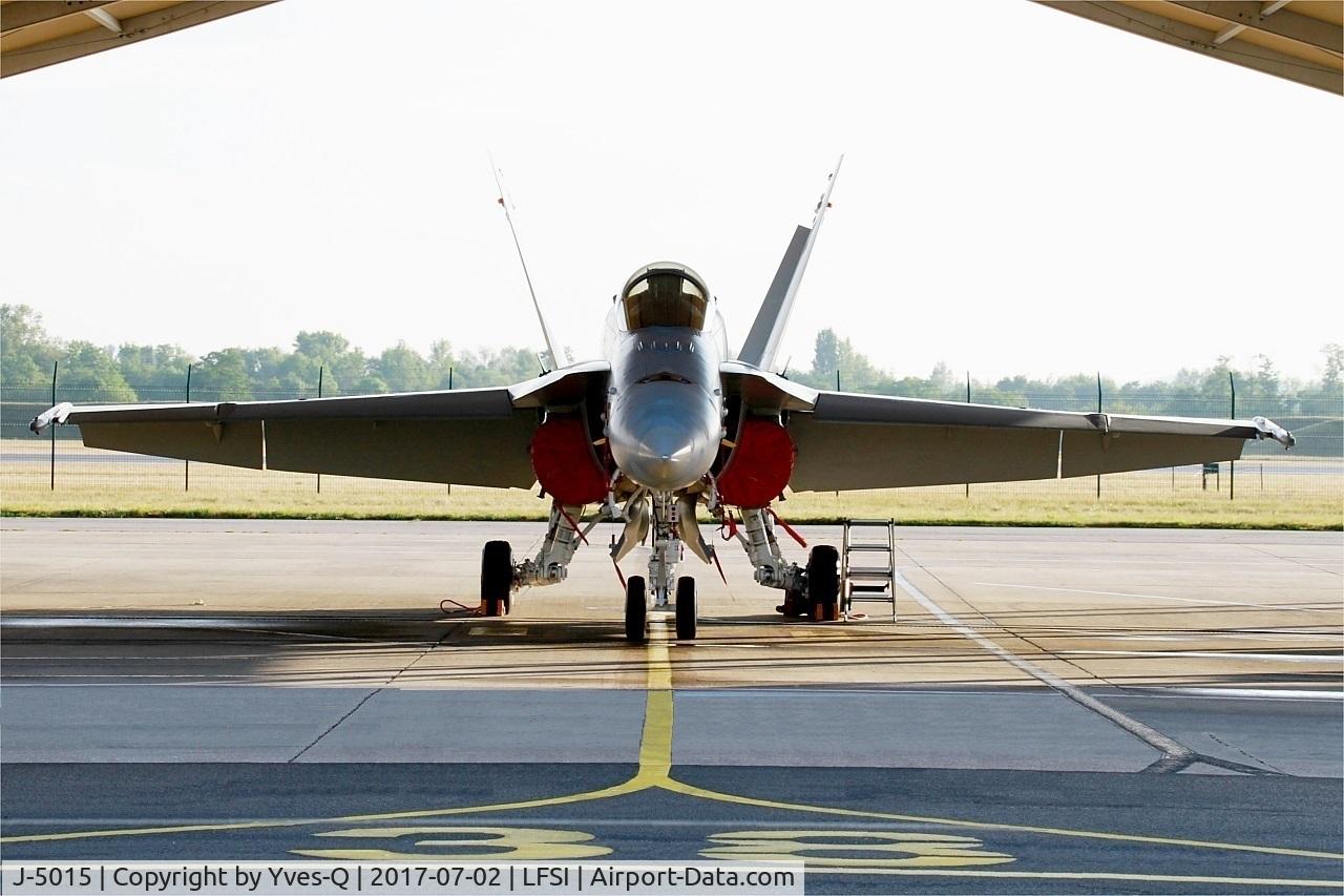 J-5015, McDonnell Douglas F/A-18C Hornet C/N 1361/SFC015, Swiss Air Force McDonnell Douglas FA-18C Hornet, Parked, St Dizier-Robinson Air Base 113 (LFSI) Open day 2017