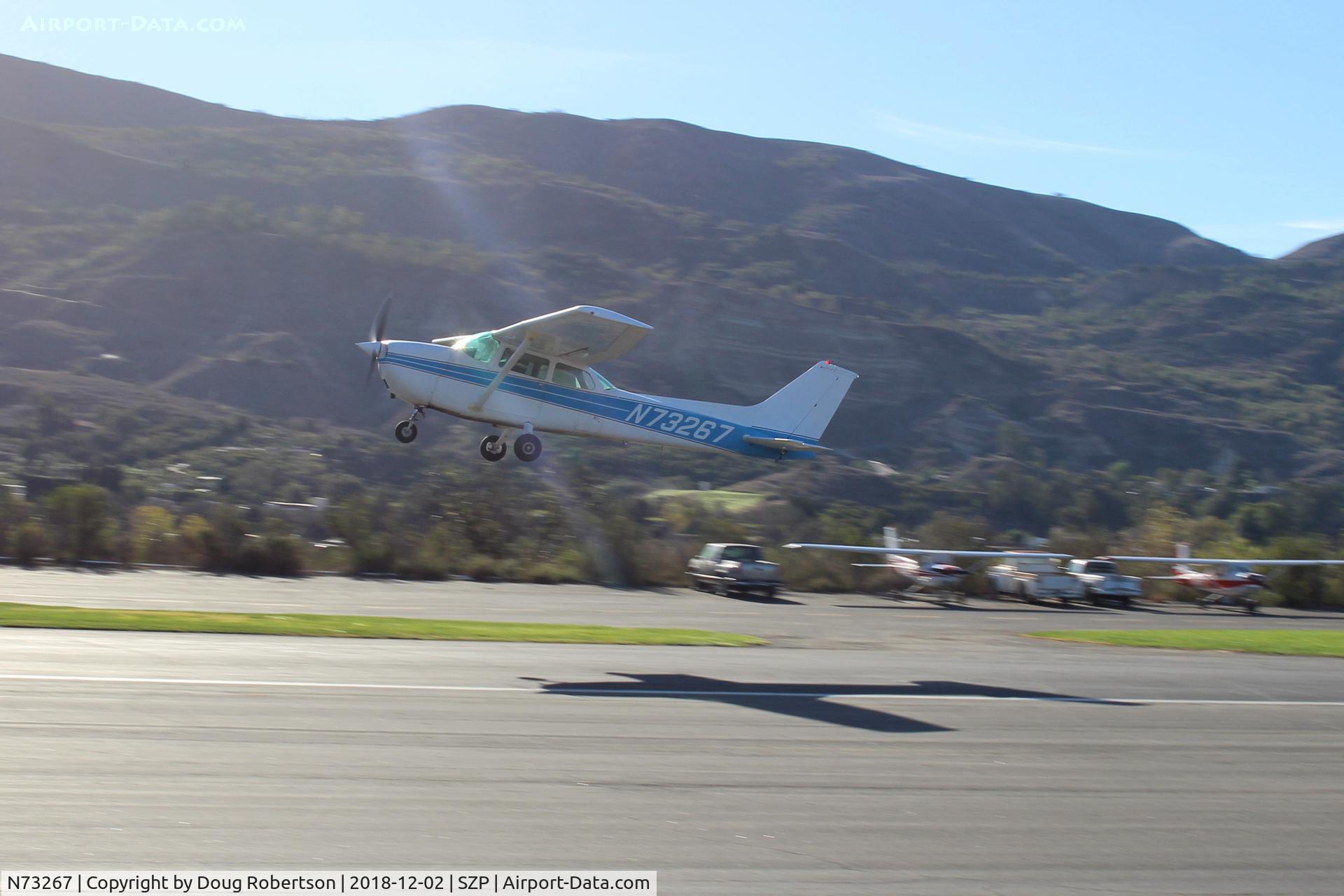N73267, 1976 Cessna 172M C/N 17267344, 1976 Cessna 172M SKYHAWK, Lycoming O-320-E2D 150 Hp, takeoff climb Rwy 04