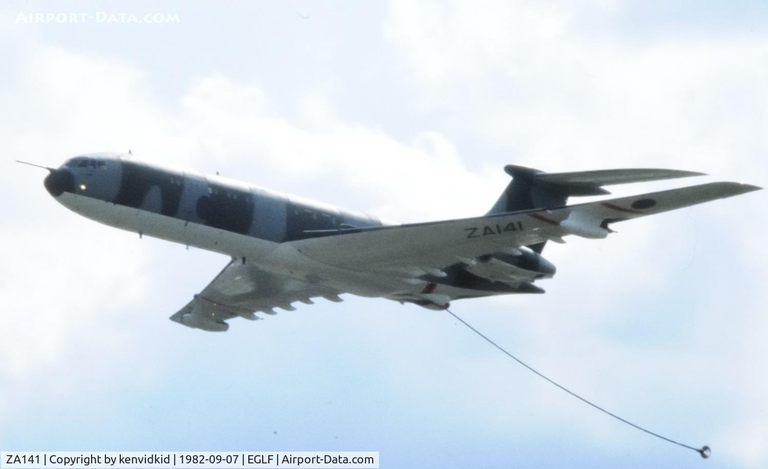 ZA141, Vickers VC10 K.2 C/N 809, Appearing at the 1982 SBAC show.