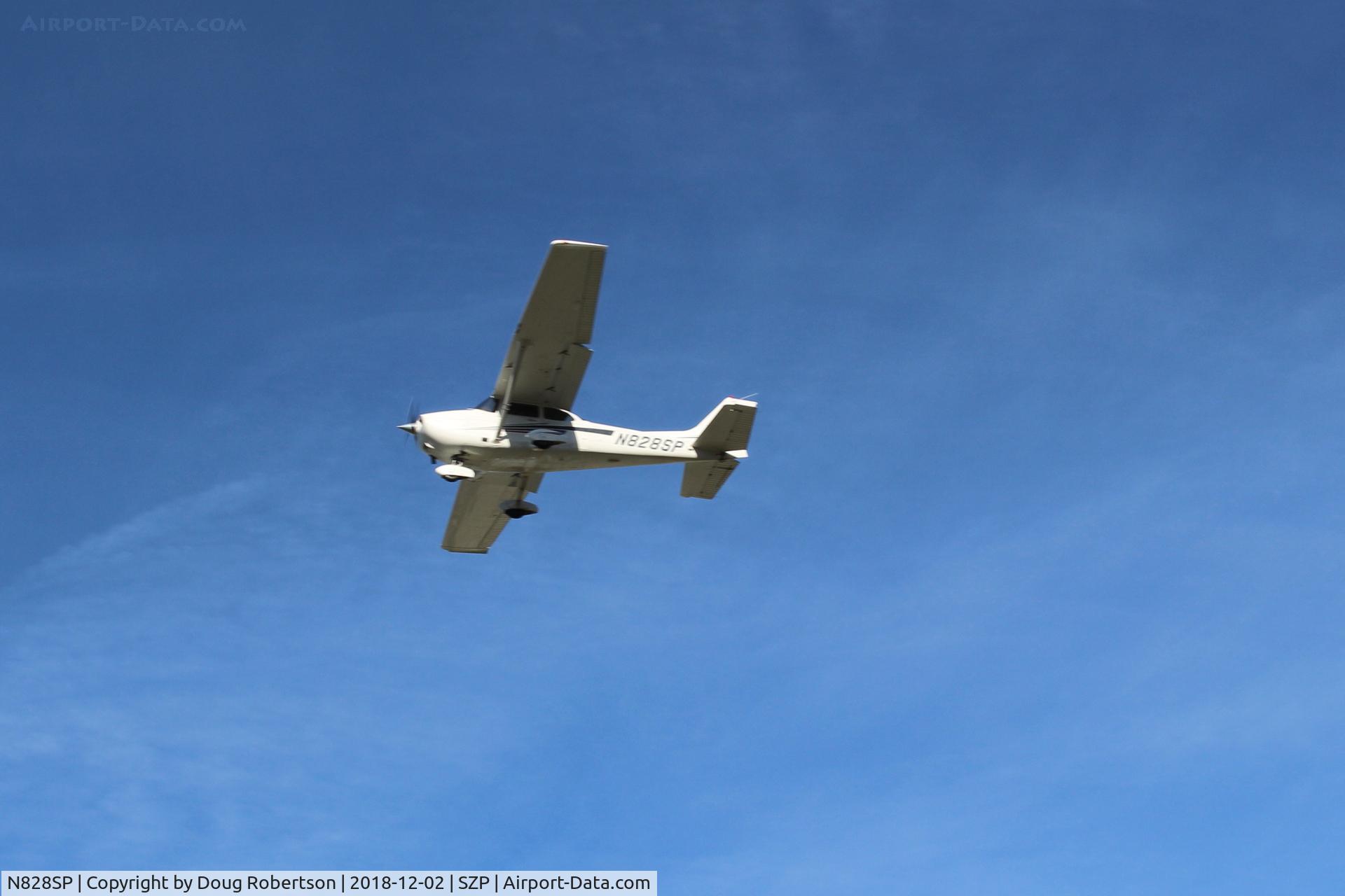 N828SP, 2001 Cessna 172S C/N 172S8741, 2001 Cessna 172S SKYHAWK SP, Lycoming IO-360-L2A 180 Hp, takeoff climb Rwy 22