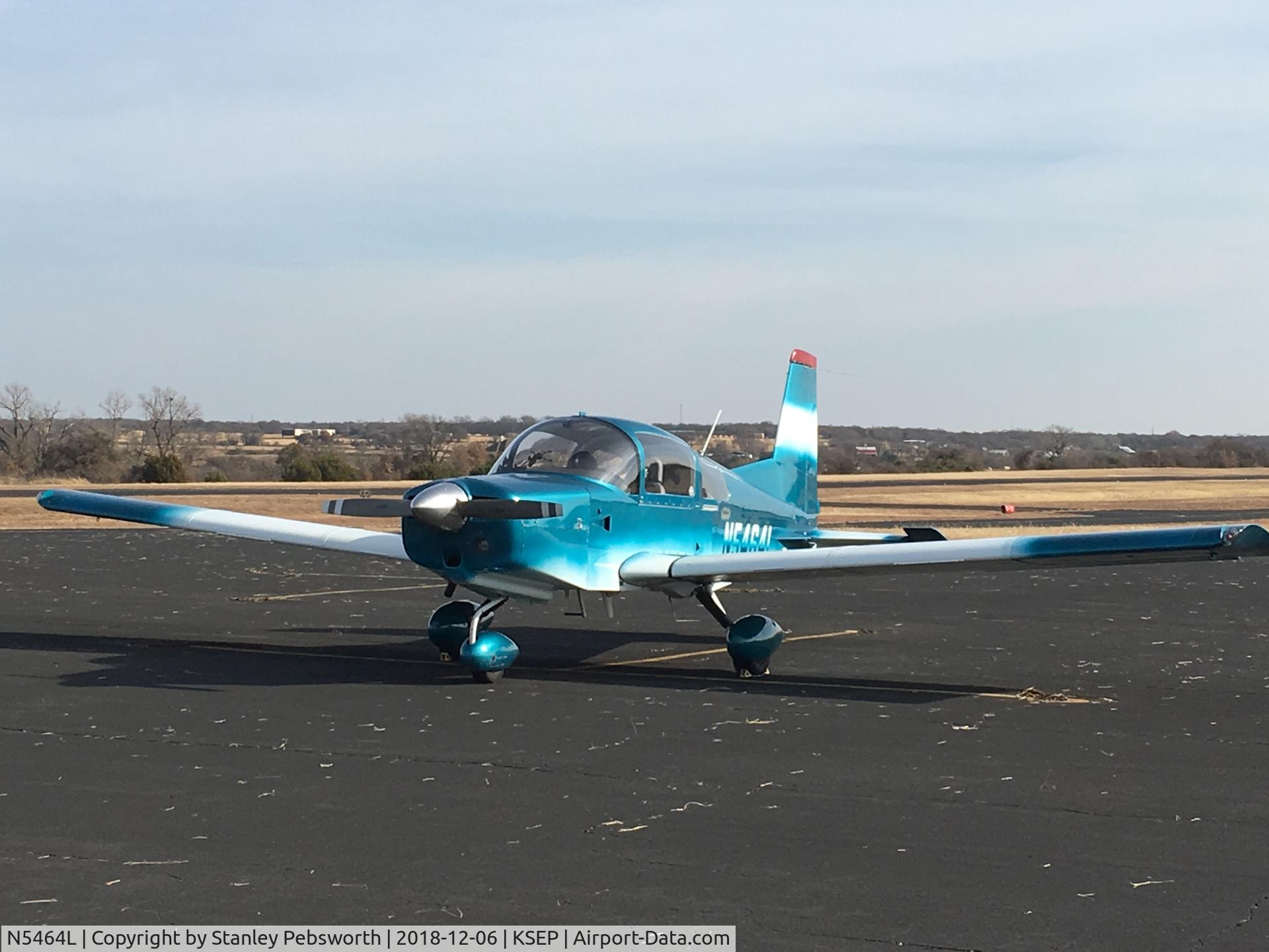 N5464L, 1973 Grumman American AA-5 Traveler C/N AA5-0364, On the ramp at KSEP