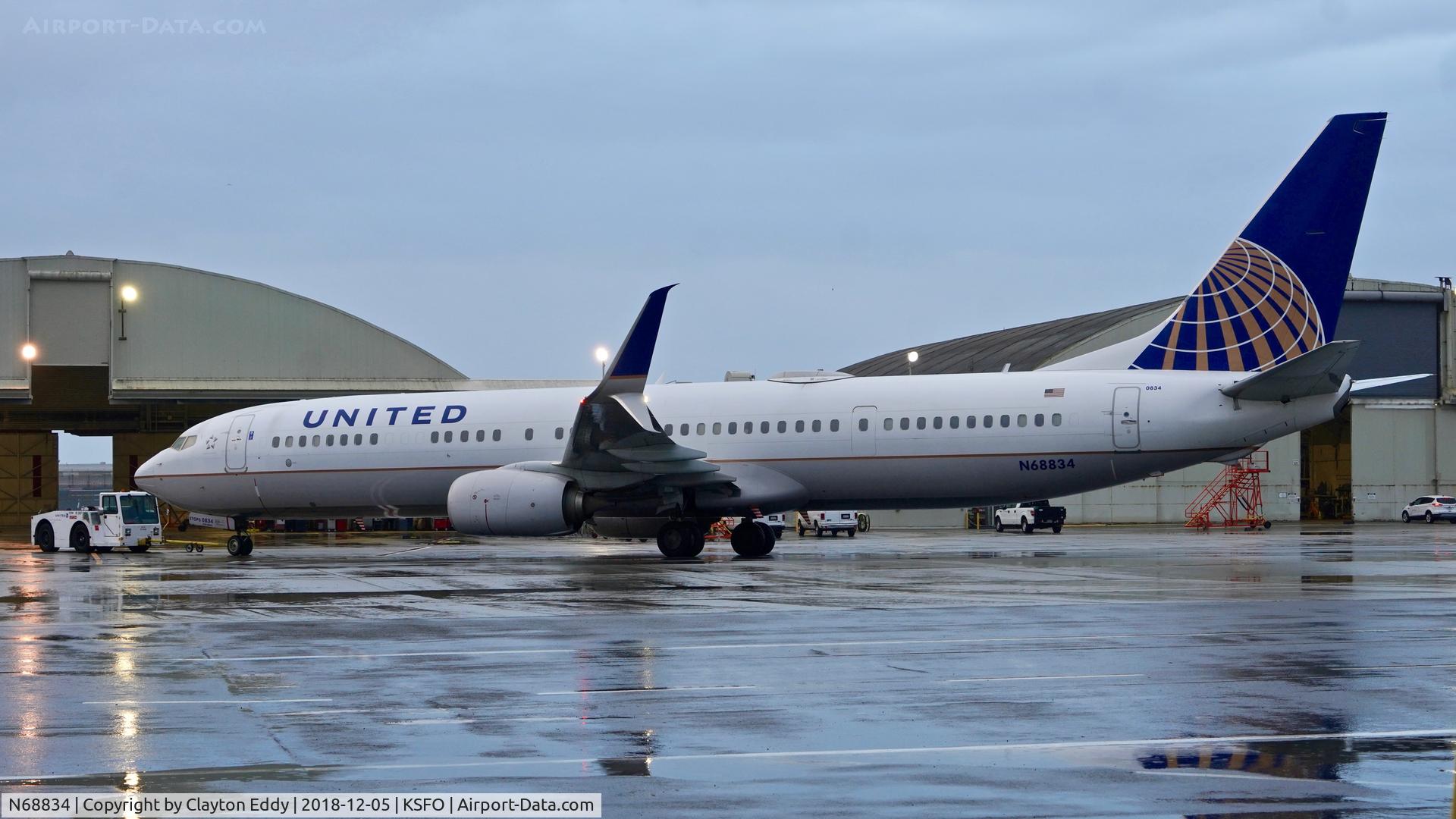 N68834, 2014 Boeing 737-924/ER C/N 44564, SFO 2018.
