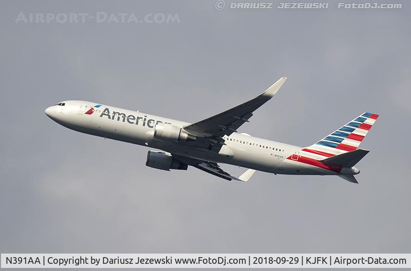 N391AA, 1995 Boeing 767-323 C/N 27451, Boeing 767-323/ER - American Airlines  C/N 27451, N391AA