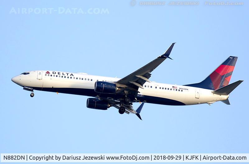 N882DN, 2017 Boeing 737-932/ER C/N 31994, Boeing 737-900/ER - Delta Air Lines  C/N 31993, N882DN