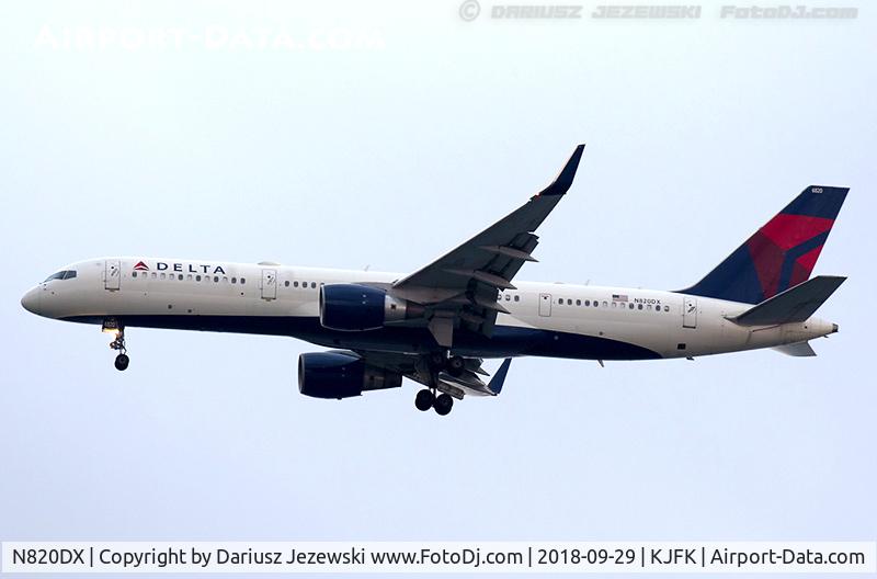 N820DX, 2004 Boeing 757-26D C/N 33960, Boeing 757-26D(WL) - Delta Air Lines  C/N 33960, N820DX