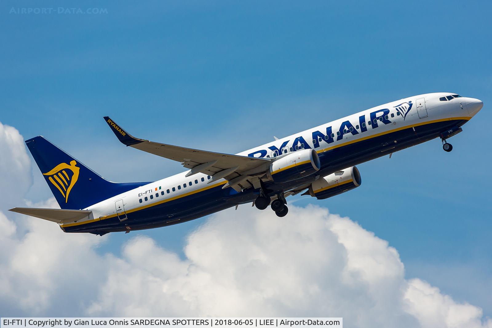 EI-FTI, 2016 Boeing 737-8AS C/N 44759, TAKE OFF 32L