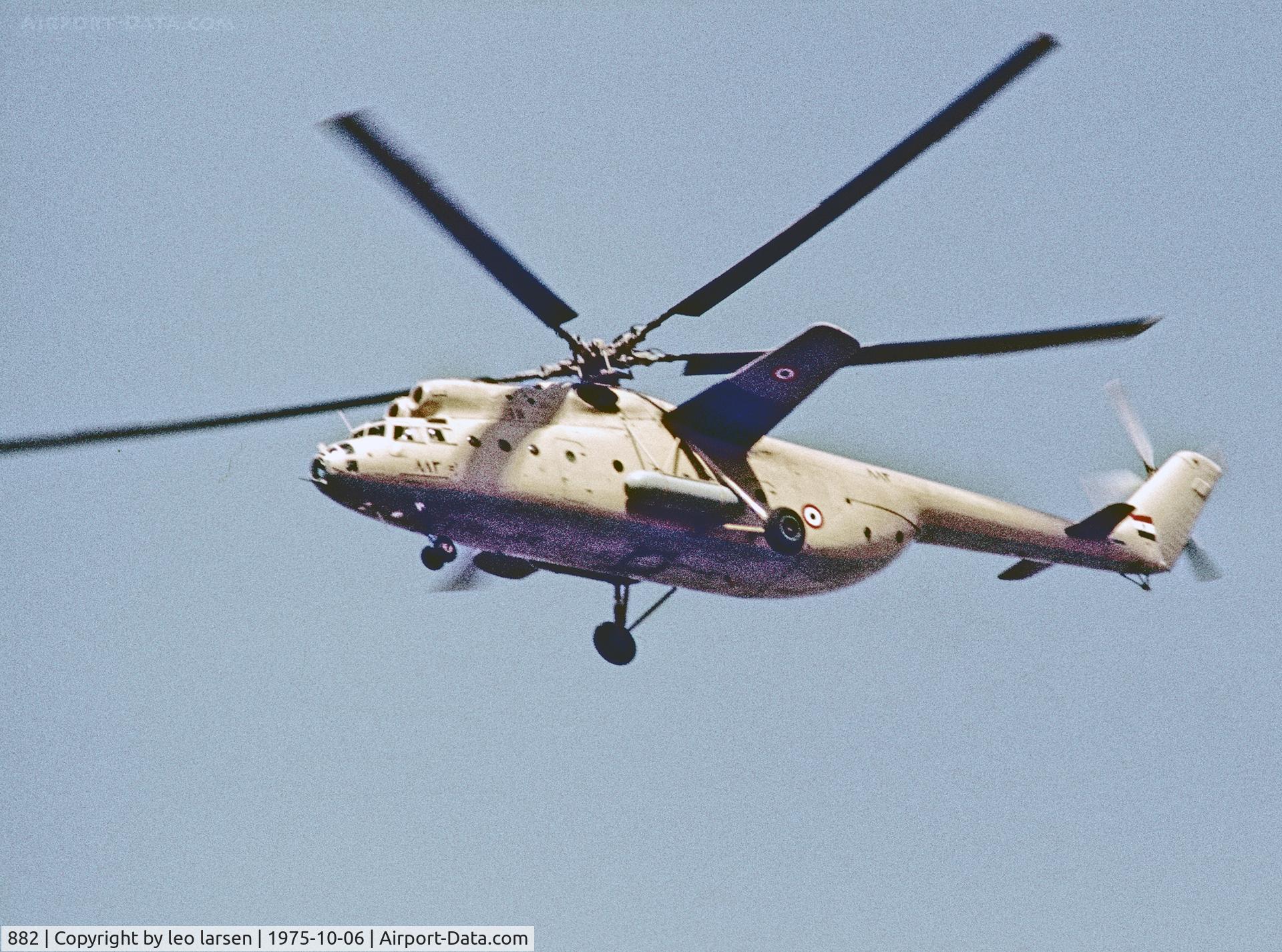 882, Mil Mi-6 C/N not known, Cairo City 6.10.1975