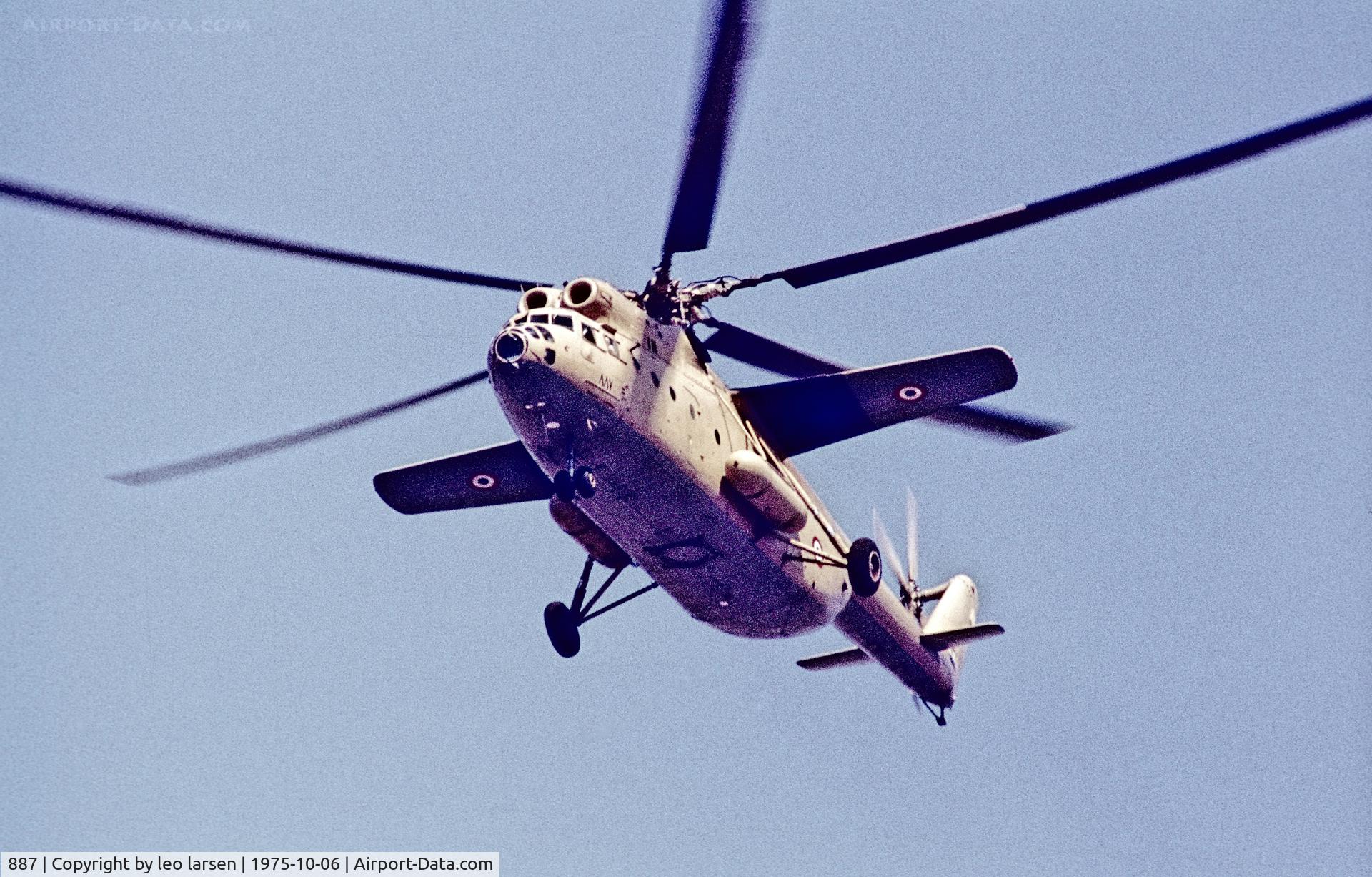 887, Mil Mi-6 C/N not known, Cairo City 6.10.1975