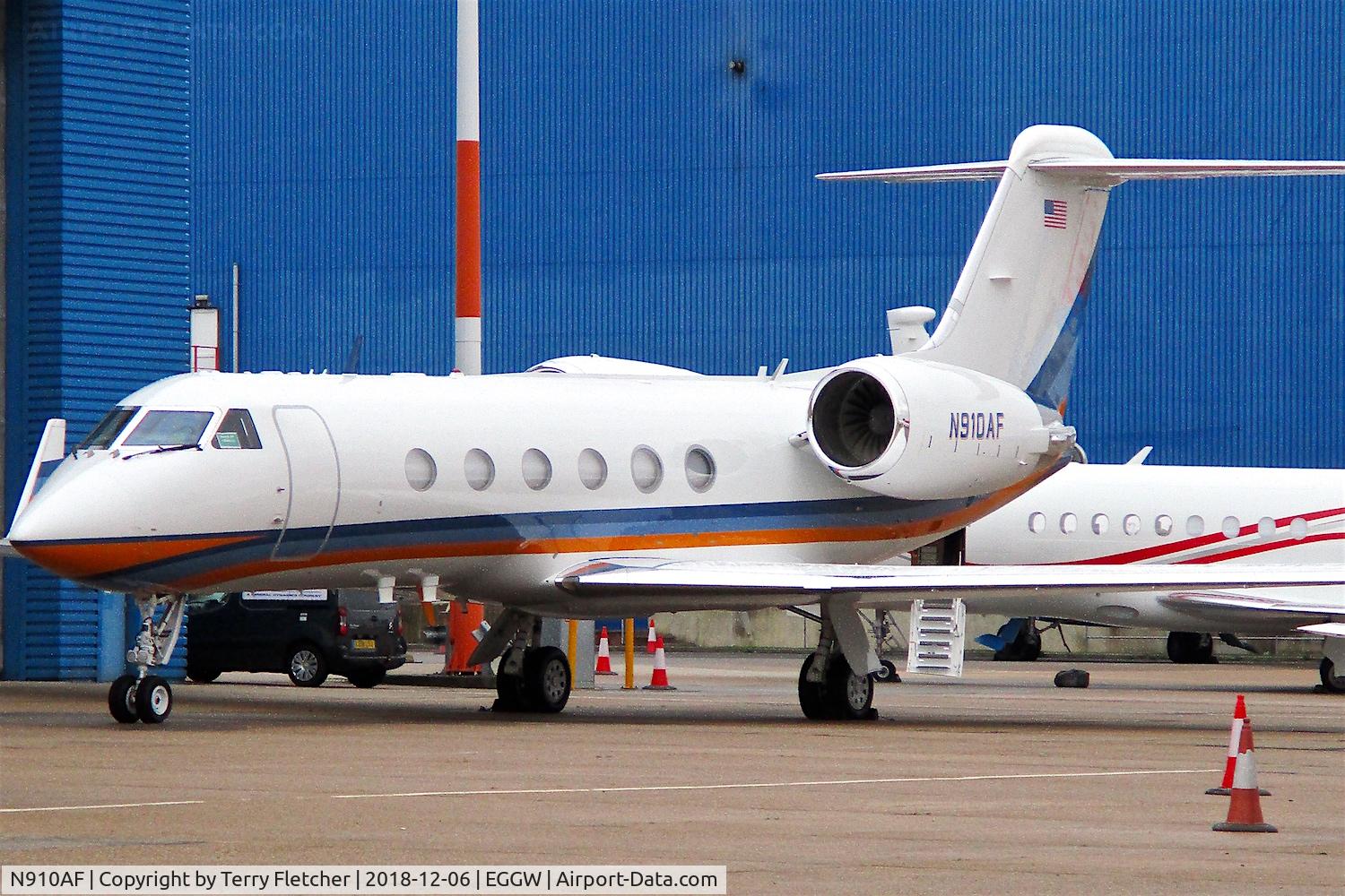 N910AF, 1997 Gulfstream Aerospace G-IV C/N 1312, At Luton
