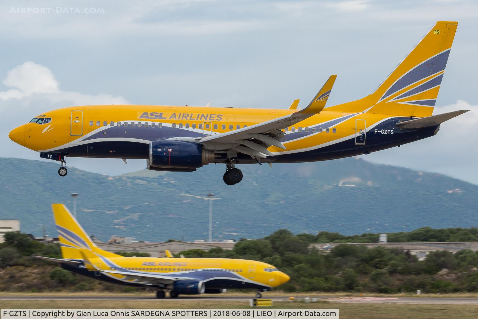 F-GZTS, 2002 Boeing 737-73V C/N 32414, LANDING 23L