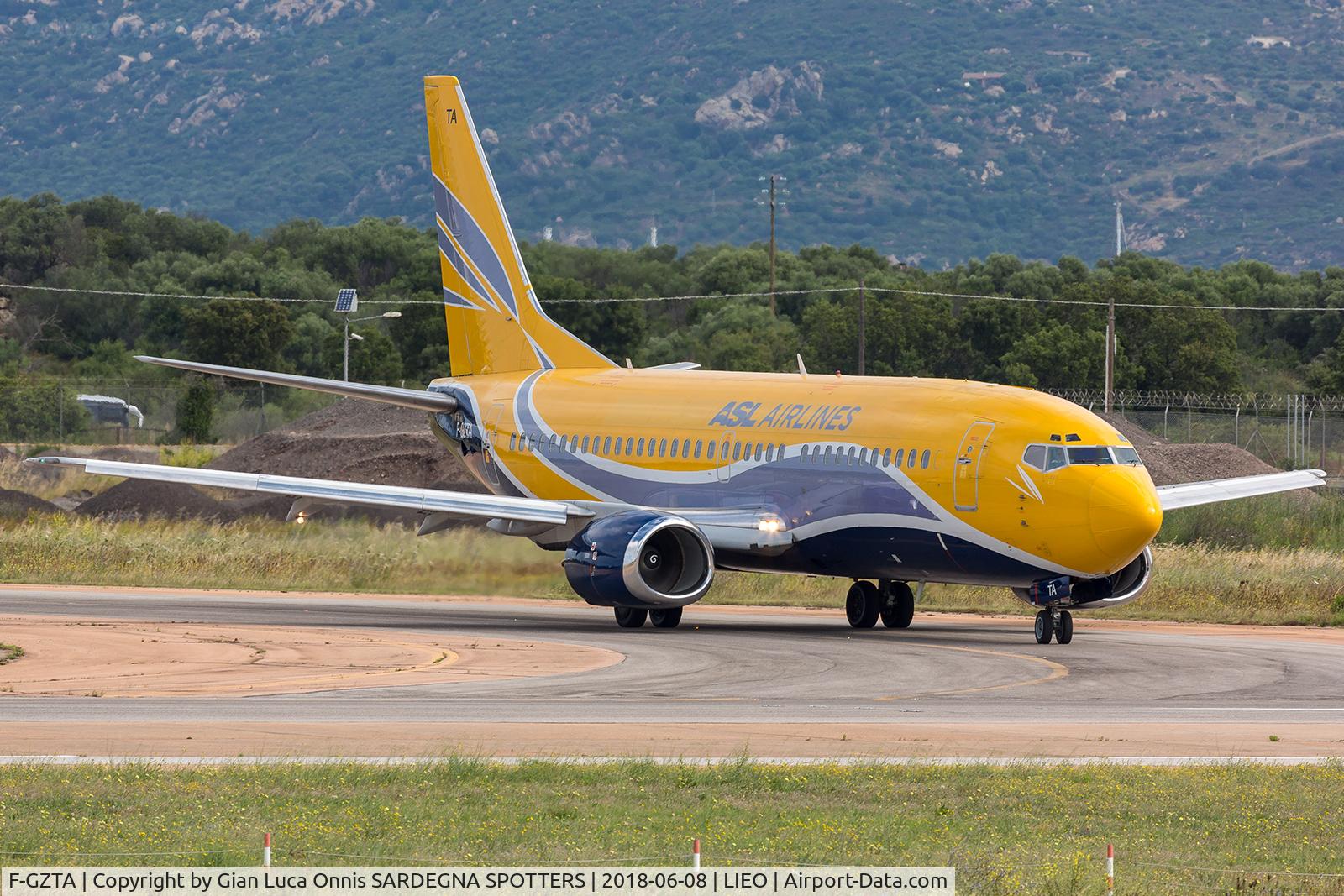 F-GZTA, 1998 Boeing 737-33V(QC) C/N 29333/3084, TAXI 23L