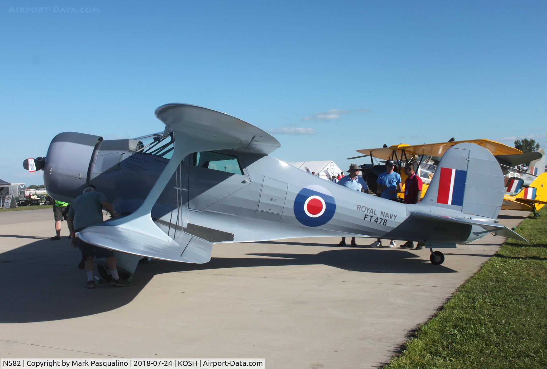 N582, 1944 Beech D17S Staggerwing C/N 6704, Beech D17S