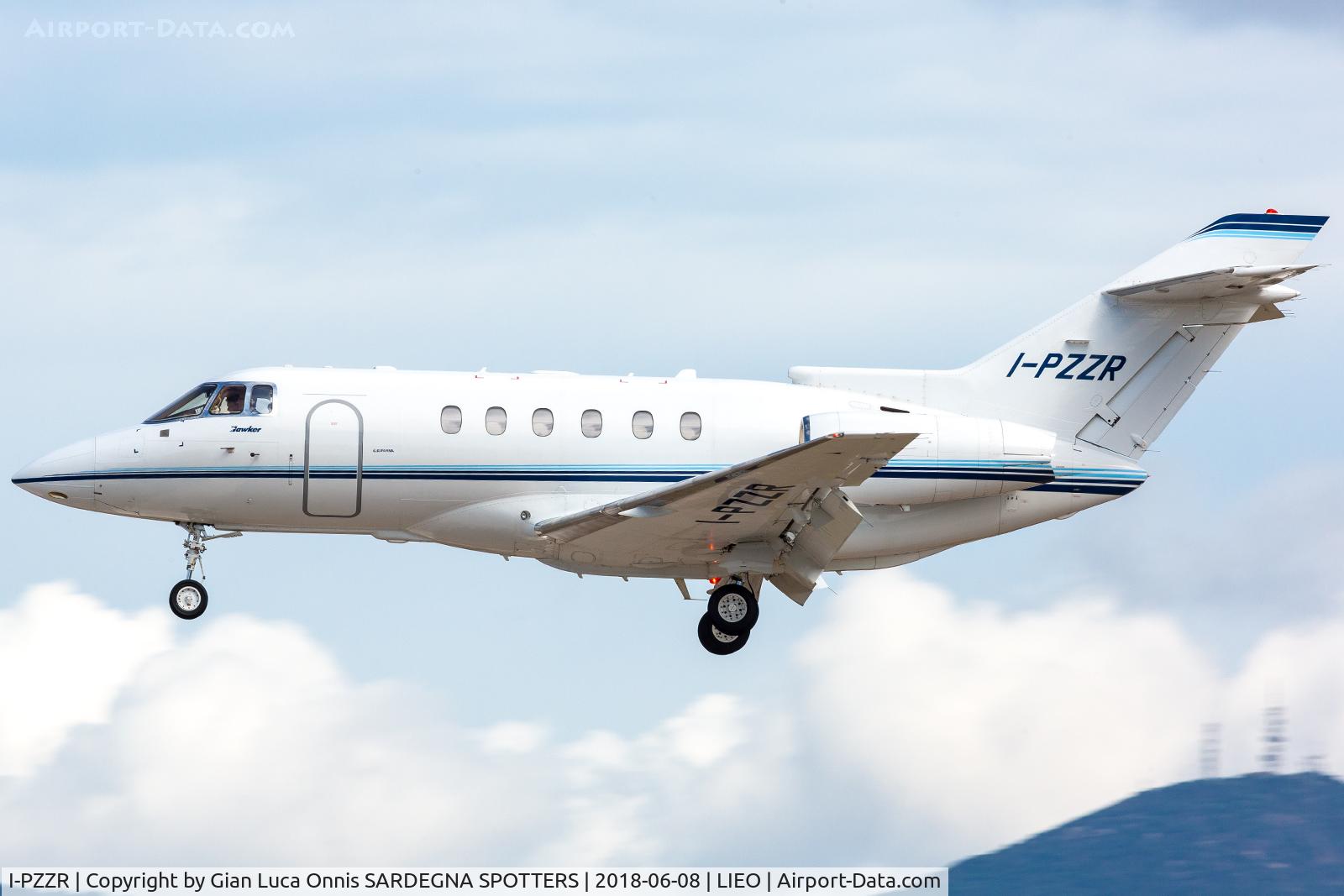 I-PZZR, 2005 Raytheon Hawker 800XP C/N 258722, LANDING 23L