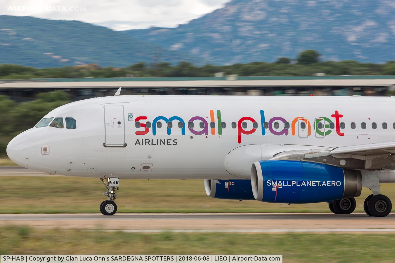 SP-HAB, 2001 Airbus A320-232 C/N 1411, LANDING 23L